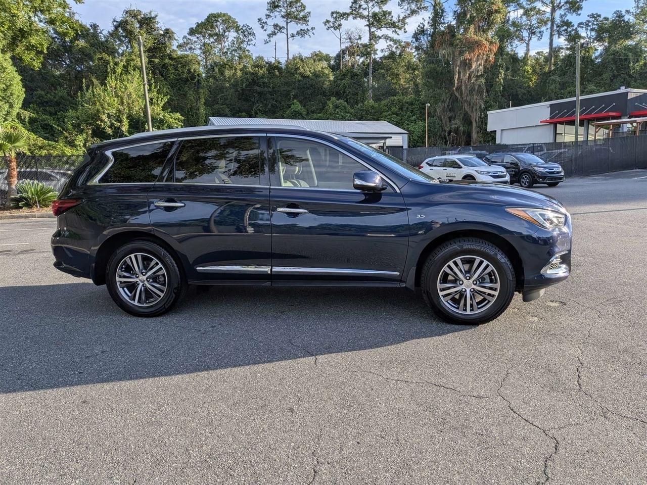 Infiniti QX60 PURE 2020