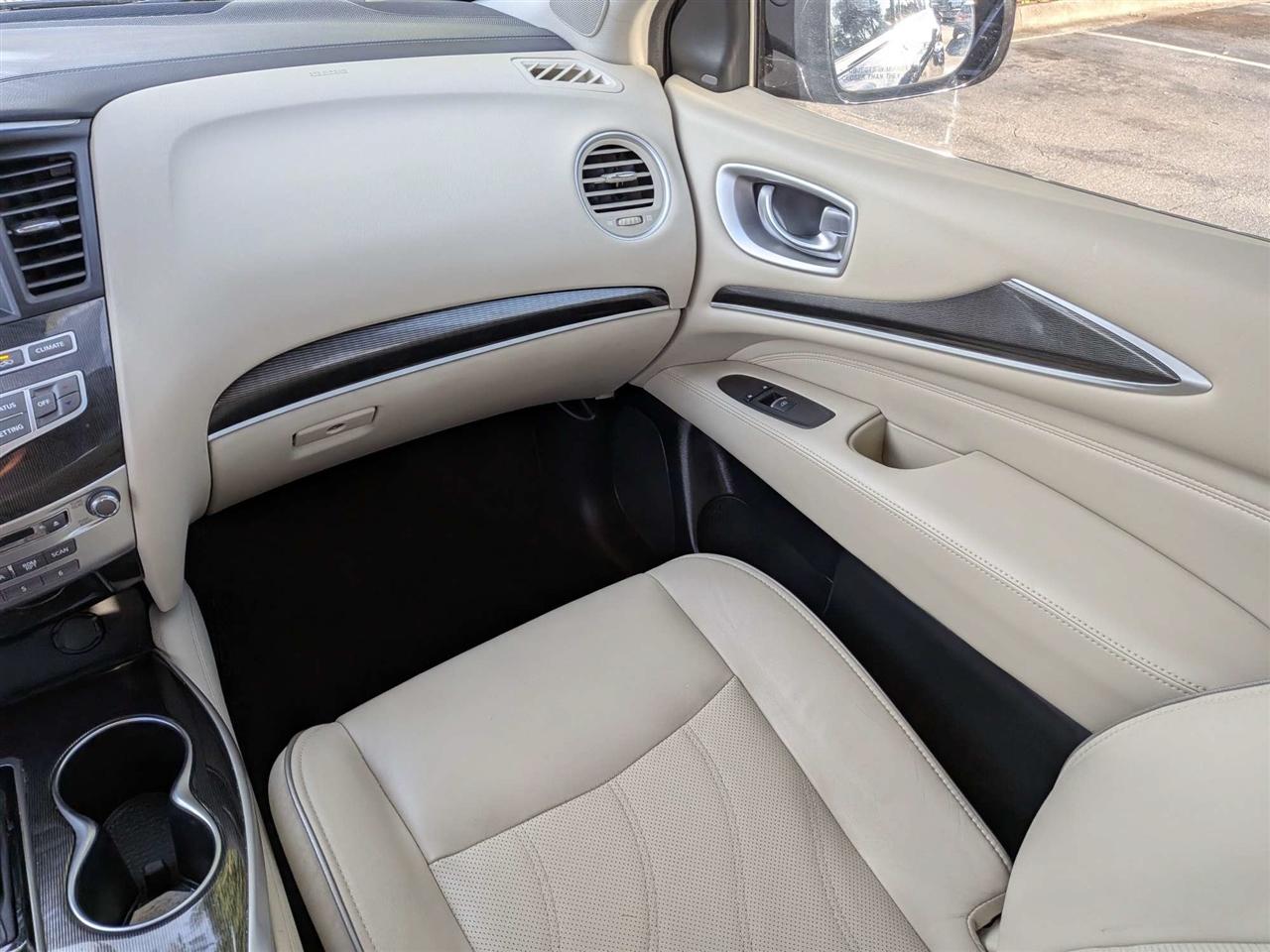 Infiniti QX60 PURE 2020