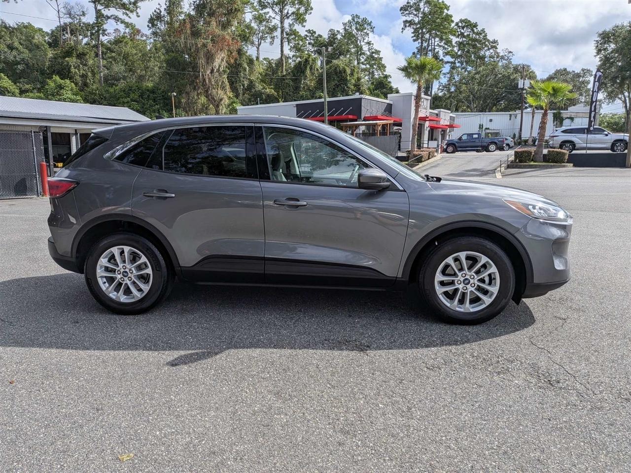 Ford Escape SE 2021