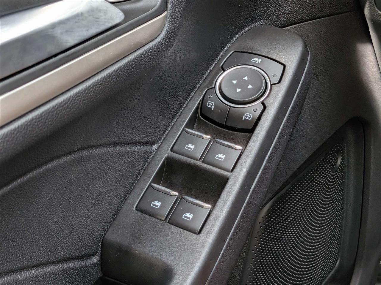 Ford Escape SE 2021