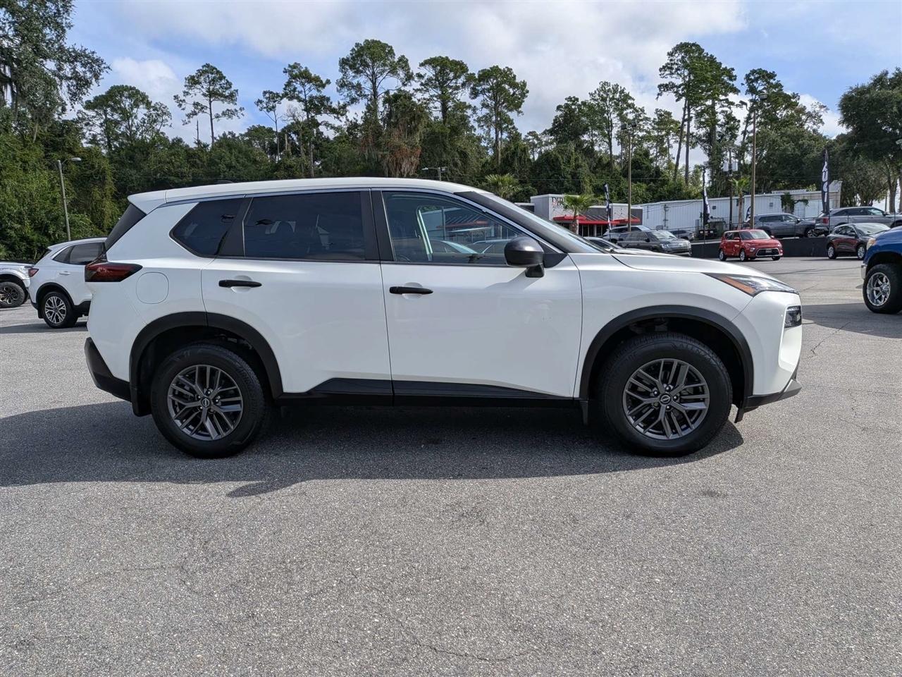 Nissan Rogue S 2023