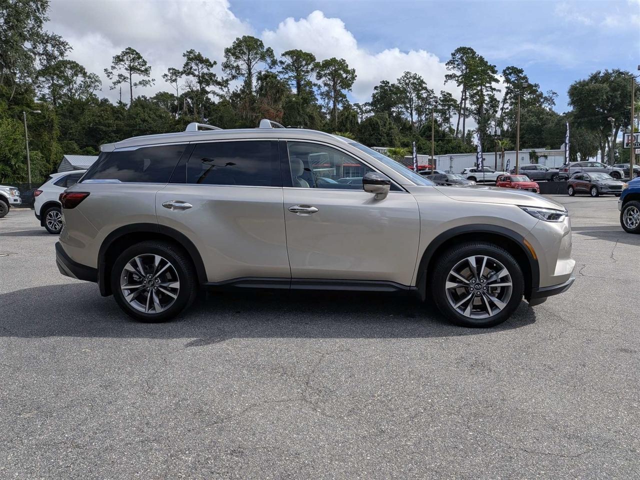 Infiniti QX60 Luxe 2022