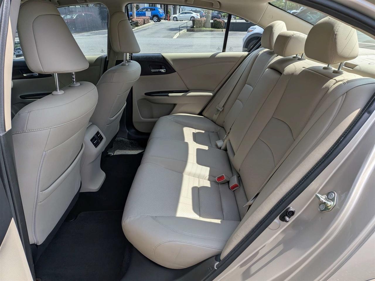 Honda Accord EX-L V6 Sedan AT 2015
