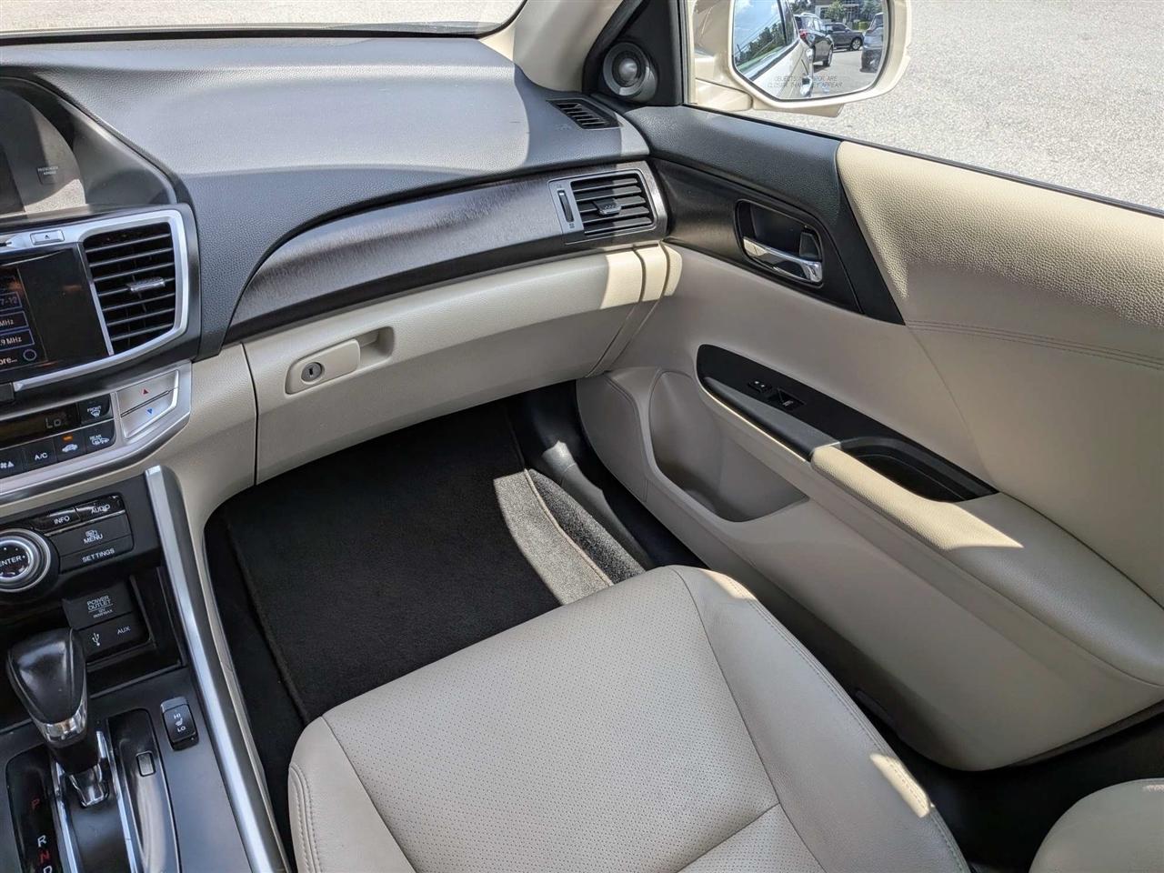 Honda Accord EX-L V6 Sedan AT 2015