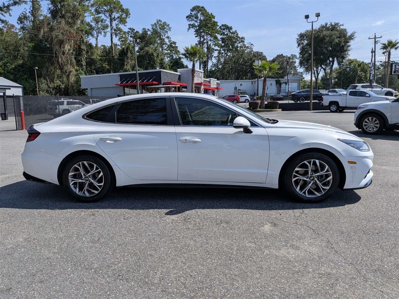Hyundai Sonata SEL 2023