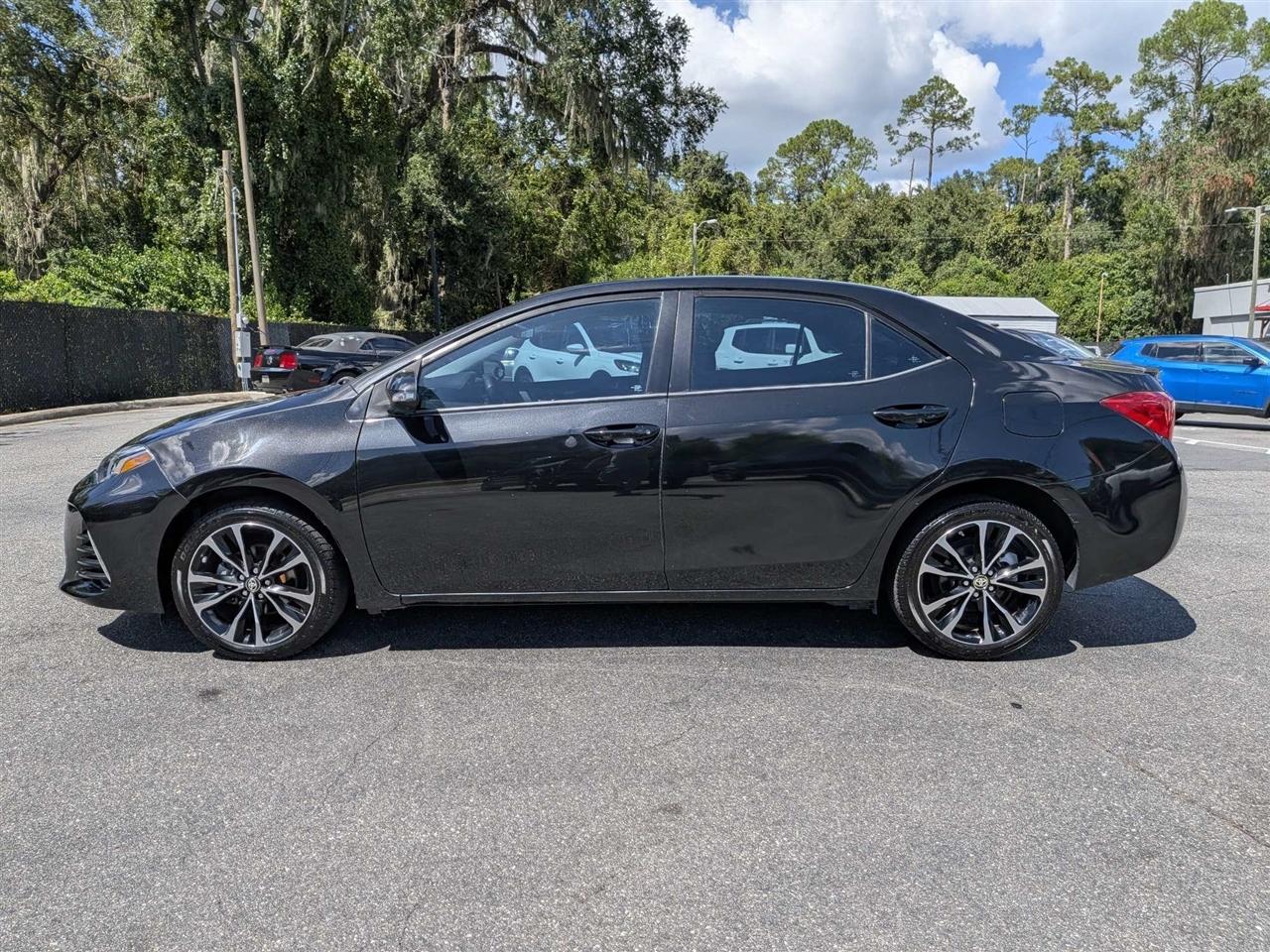 Toyota Corolla L CVT 2017