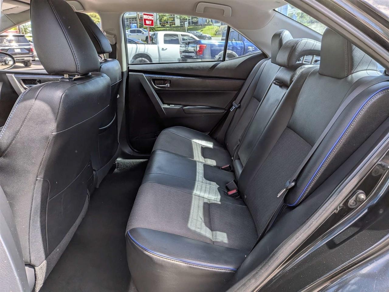 Toyota Corolla L CVT 2017