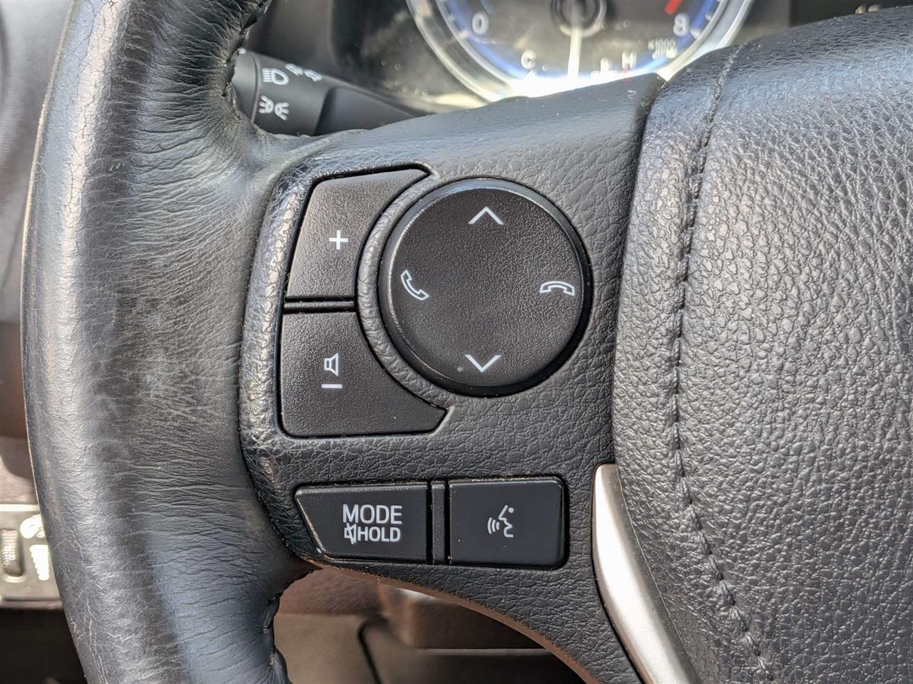 Toyota Corolla L CVT 2017