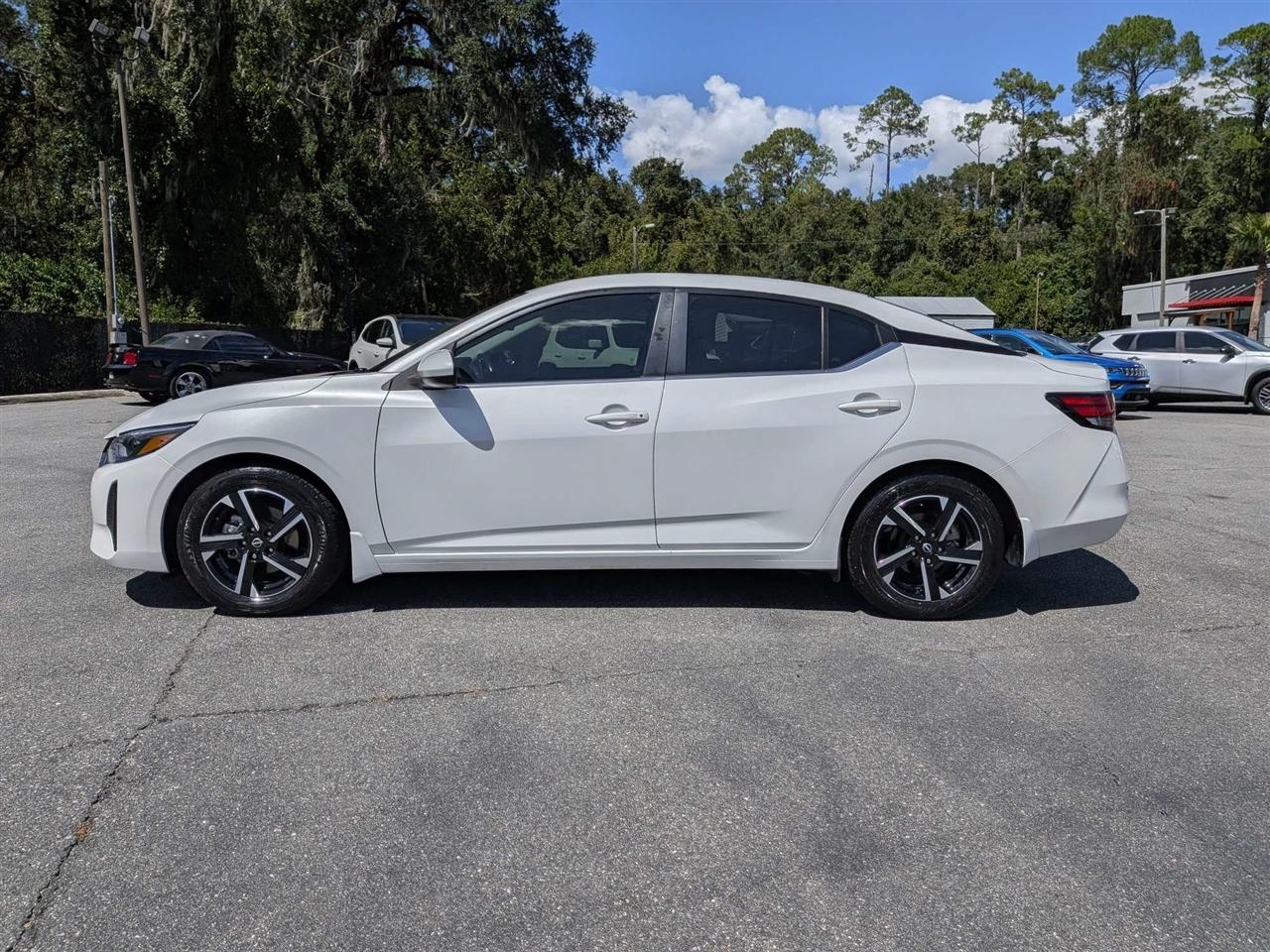 Nissan Sentra SV 2024