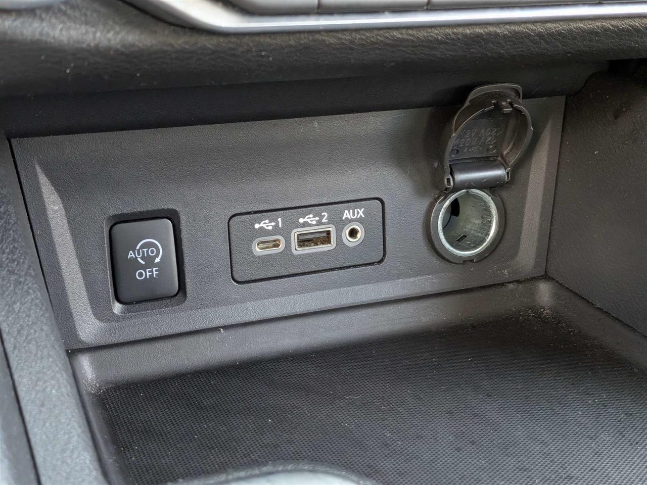 Nissan Sentra SV 2024