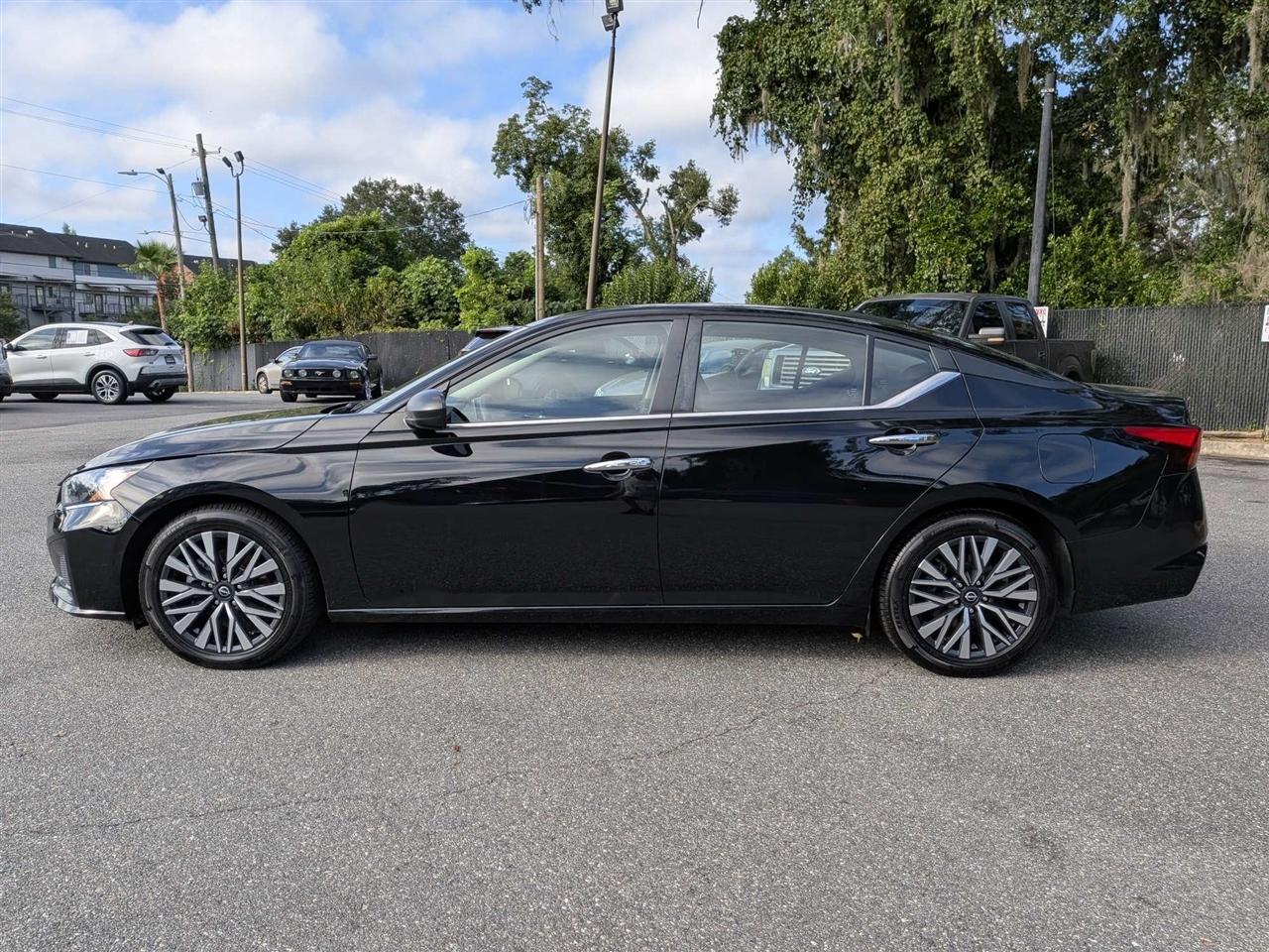 Nissan Altima 2.5 SV 2024