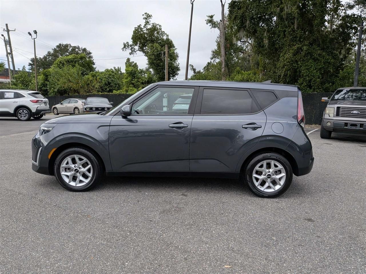 Kia Soul LX CVT 2023
