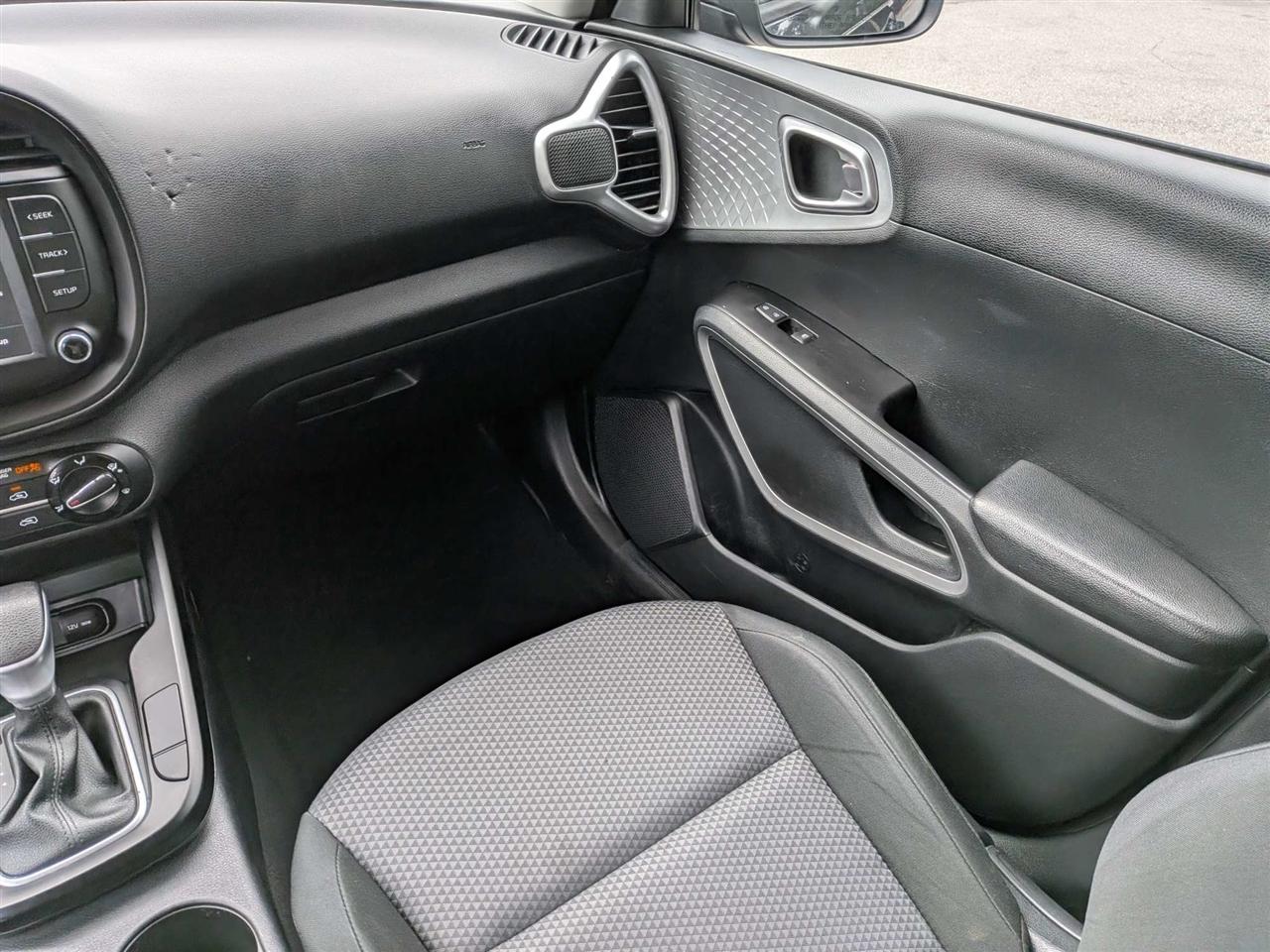 Kia Soul LX CVT 2023