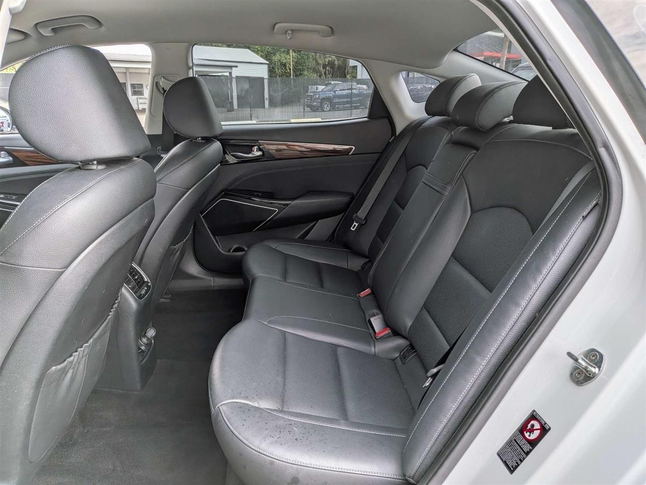 Kia Cadenza Premium 2019