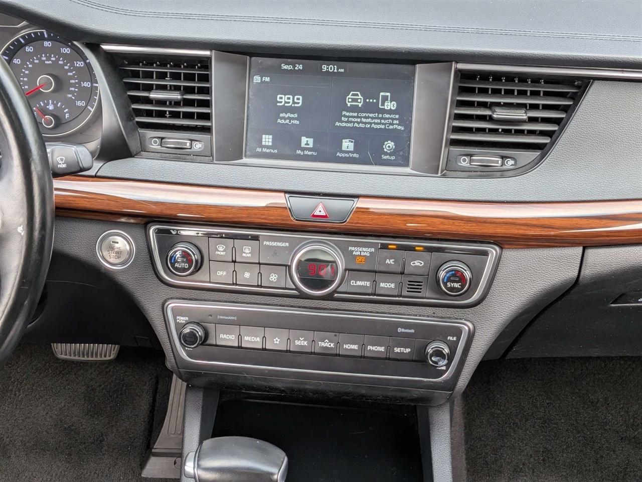 Kia Cadenza Premium 2019