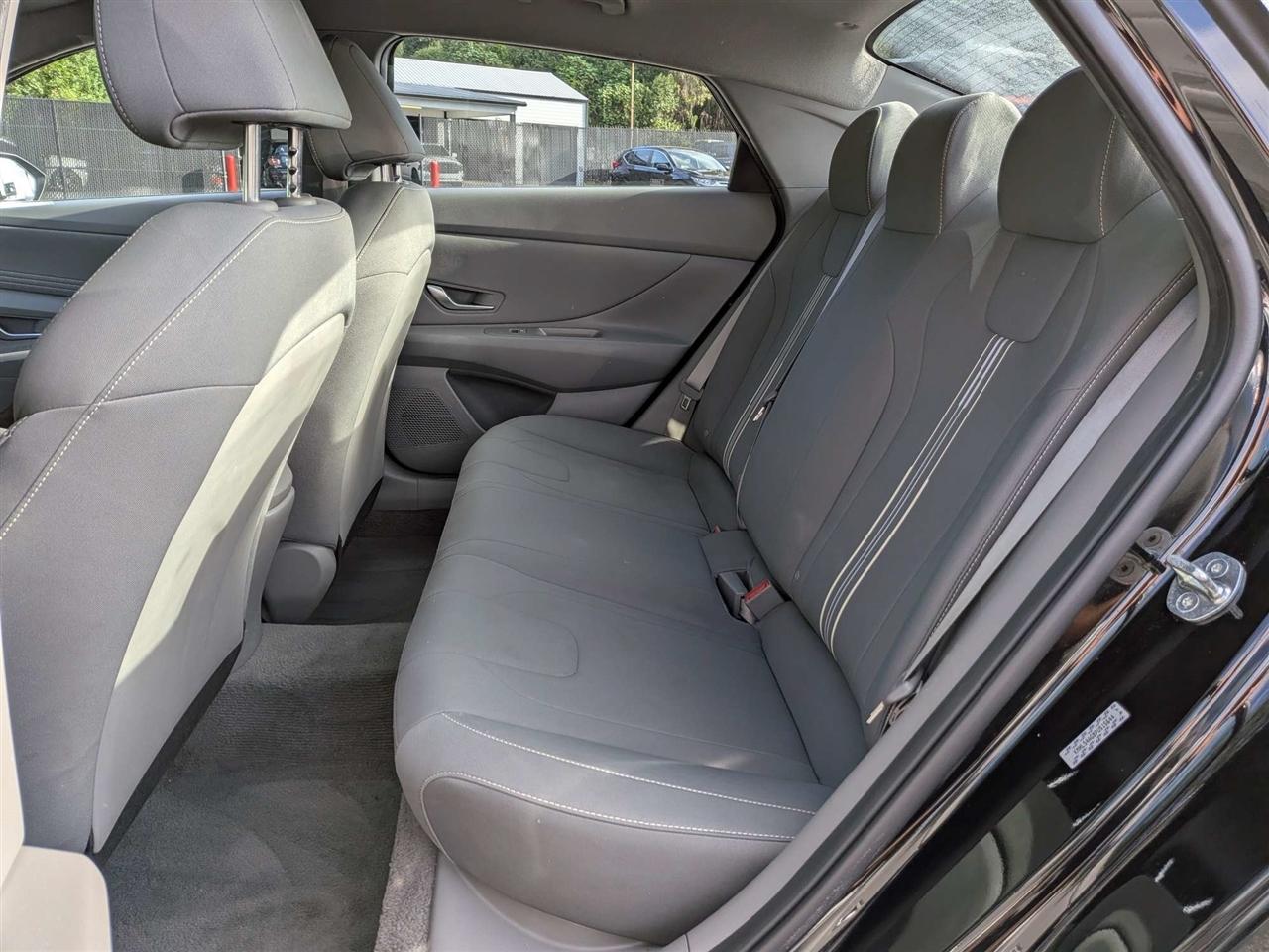 Hyundai Elantra SEL 2023