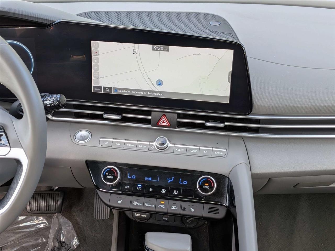 Hyundai Elantra SEL 2023