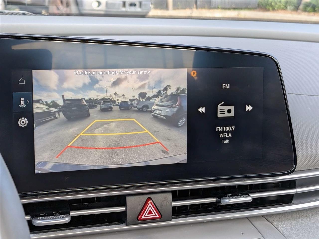 Hyundai Elantra SEL 2023