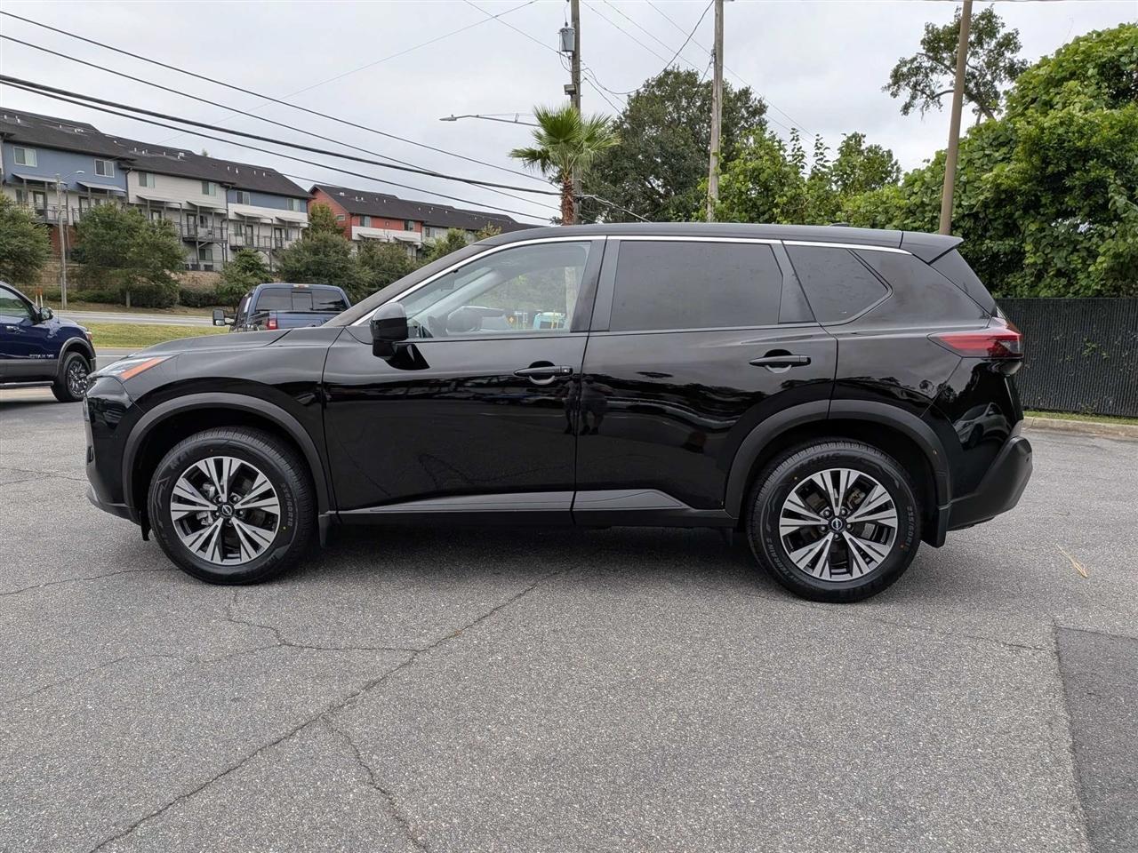 Nissan Rogue SV 2023