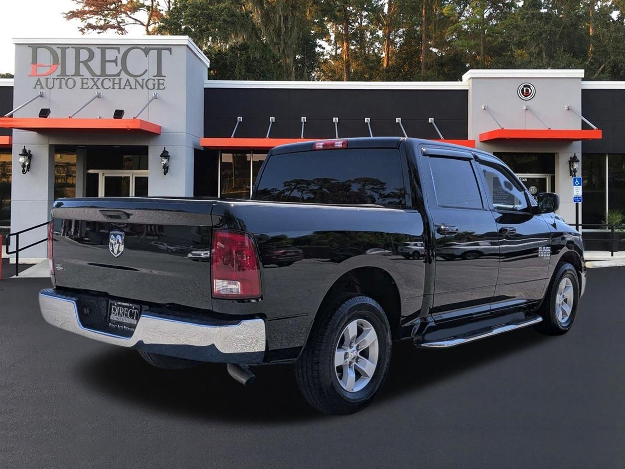 RAM 1500 Classic Tradesman Crew Cab SWB 2WD 2021