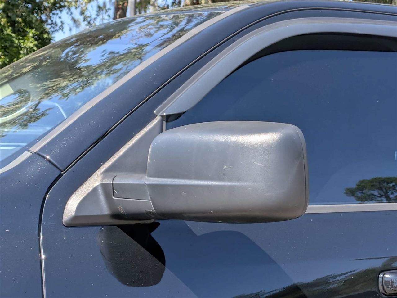 RAM 1500 Classic Tradesman Crew Cab SWB 2WD 2021