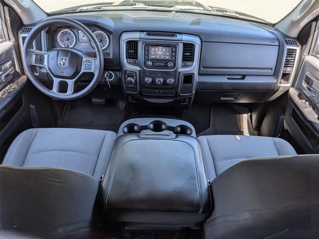 RAM 1500 Classic Tradesman Crew Cab SWB 2WD 2021
