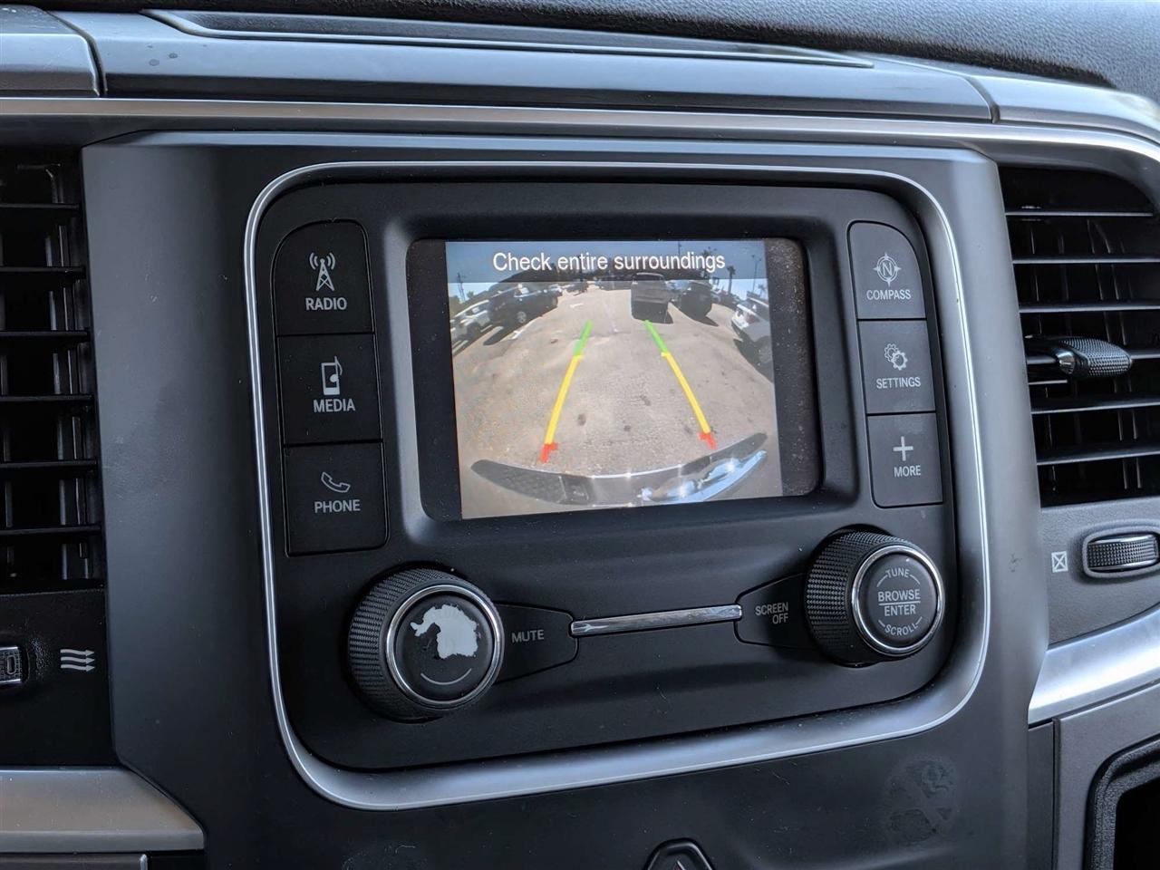 RAM 1500 Classic Tradesman Crew Cab SWB 2WD 2021