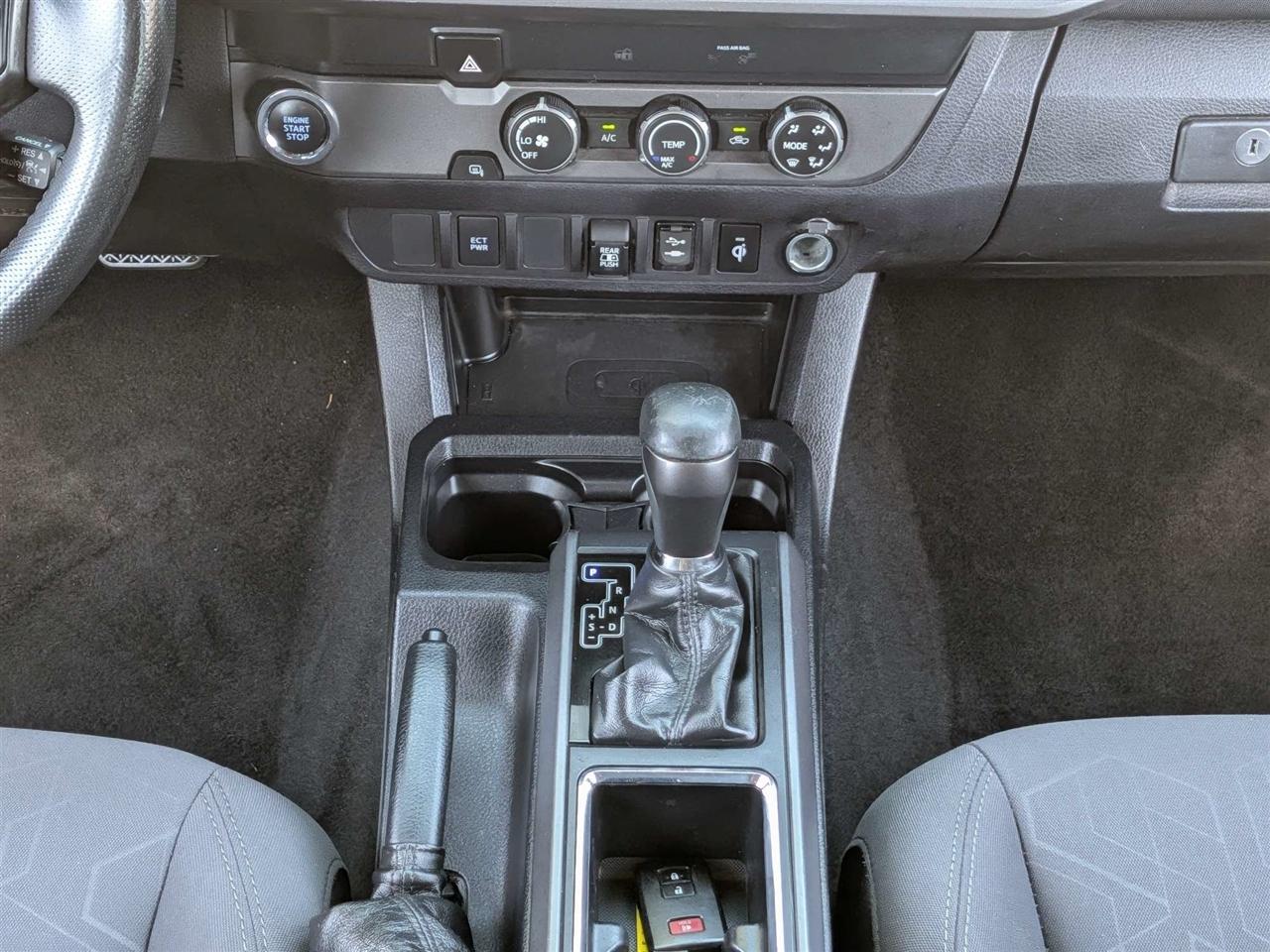 Toyota Tacoma SR5 Double Cab Long Bed V6 6AT 2WD 2019