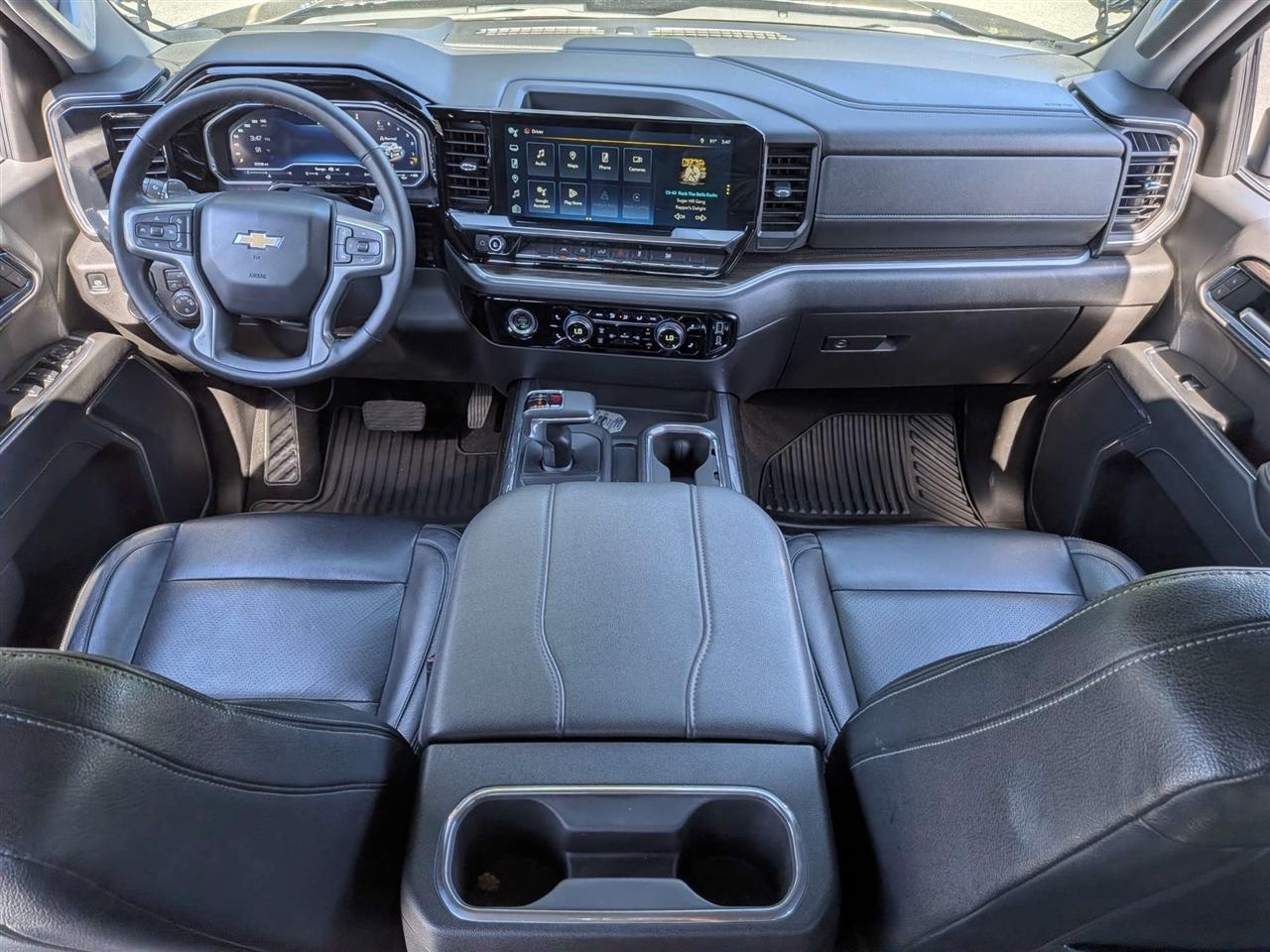 Chevrolet Silverado 1500 LT Crew Cab 2WD 2024