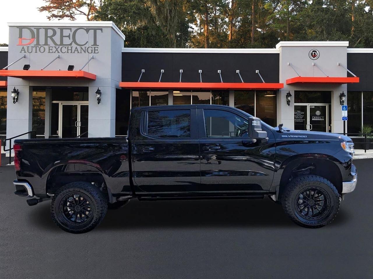 Chevrolet Silverado 1500 LT Crew Cab 2WD 2024