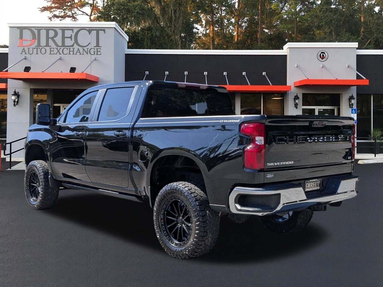 Chevrolet Silverado 1500 LT Crew Cab 2WD 2024