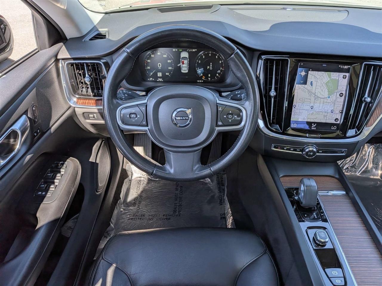 Volvo S60 B5 Momentum 2022