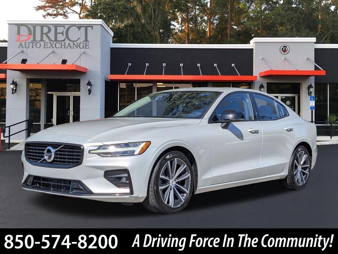 2022 Volvo S60 B5 Momentum