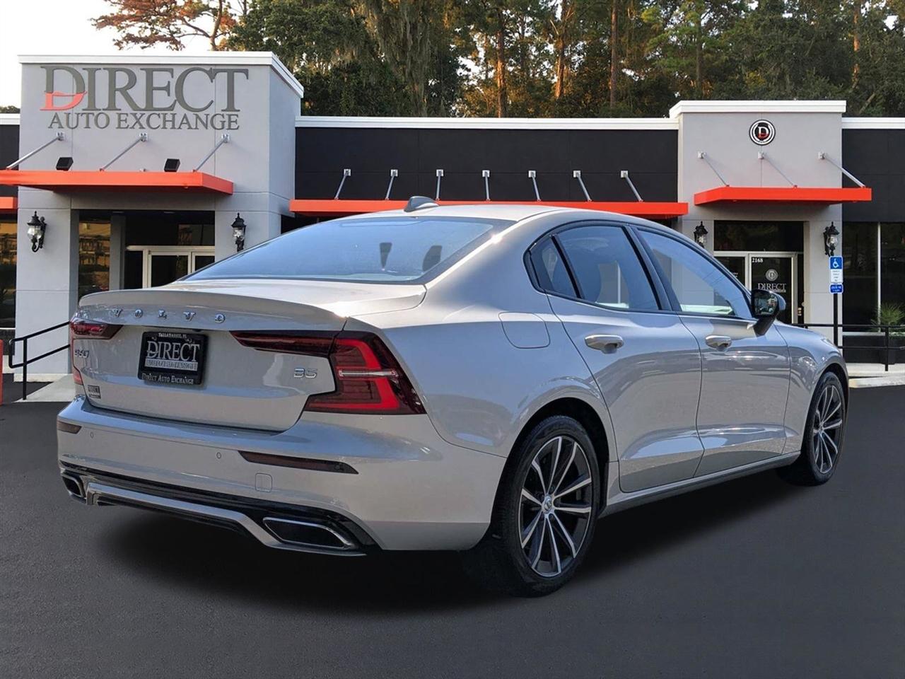 Volvo S60 B5 Momentum 2022