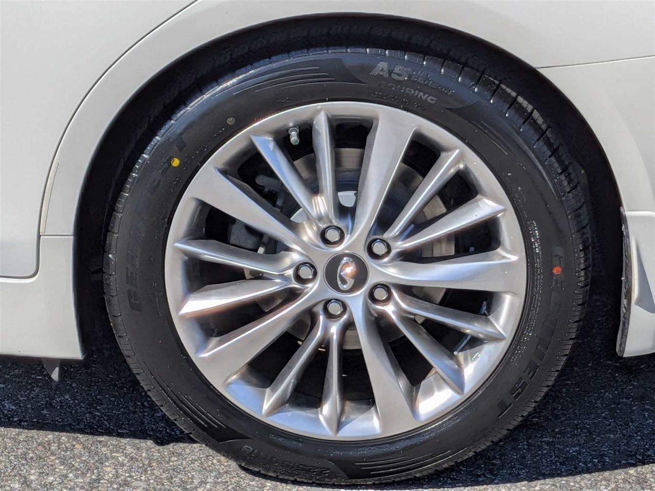 Infiniti Q50 3.0t LUXE 2018