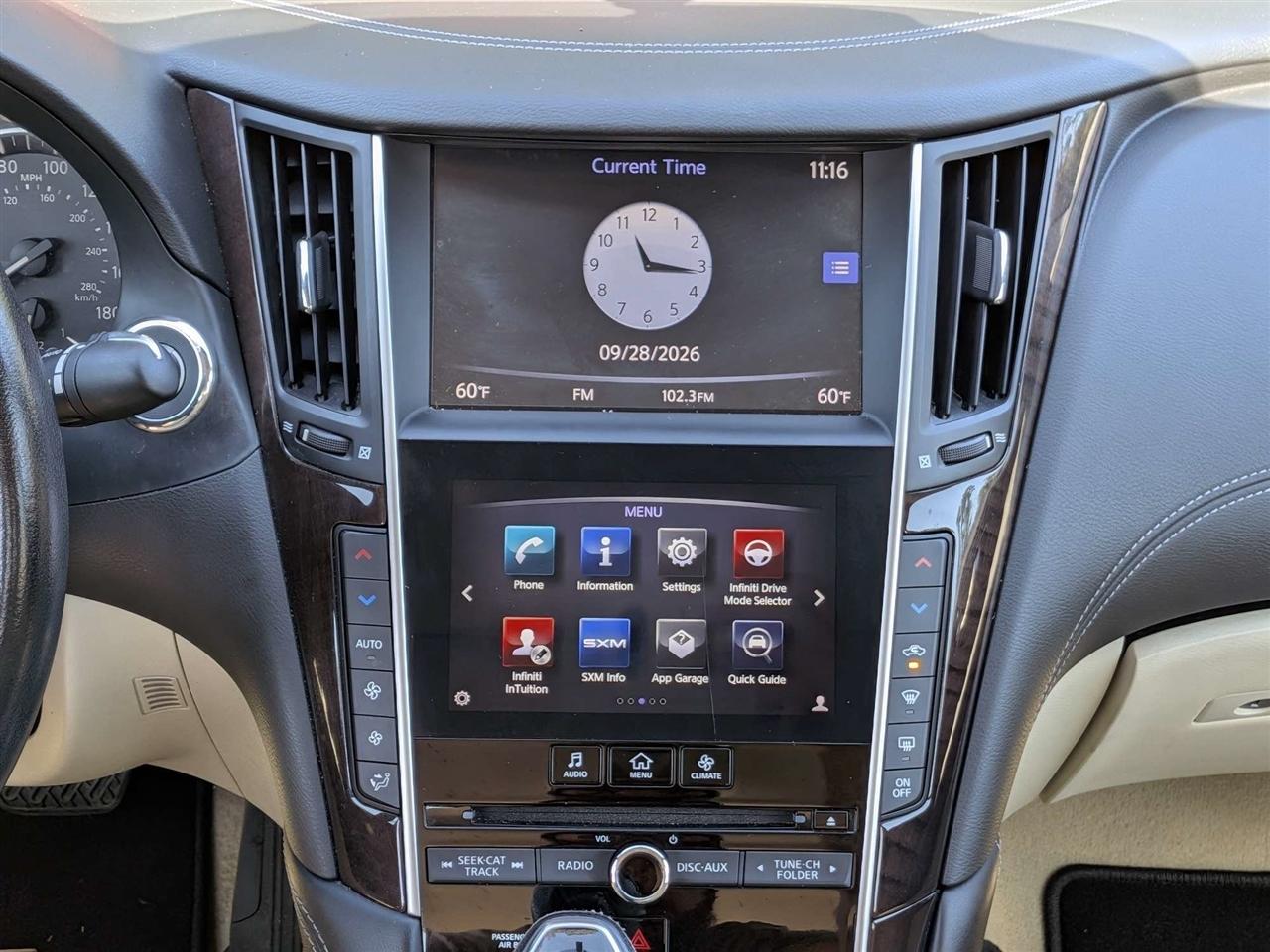 Infiniti Q50 3.0t LUXE 2018