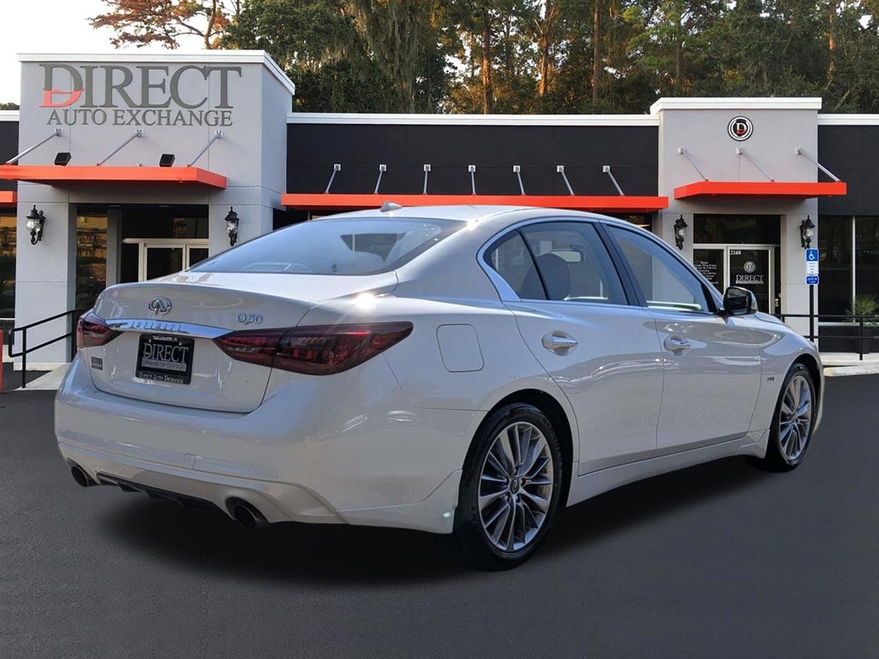 Infiniti Q50 3.0t LUXE 2018