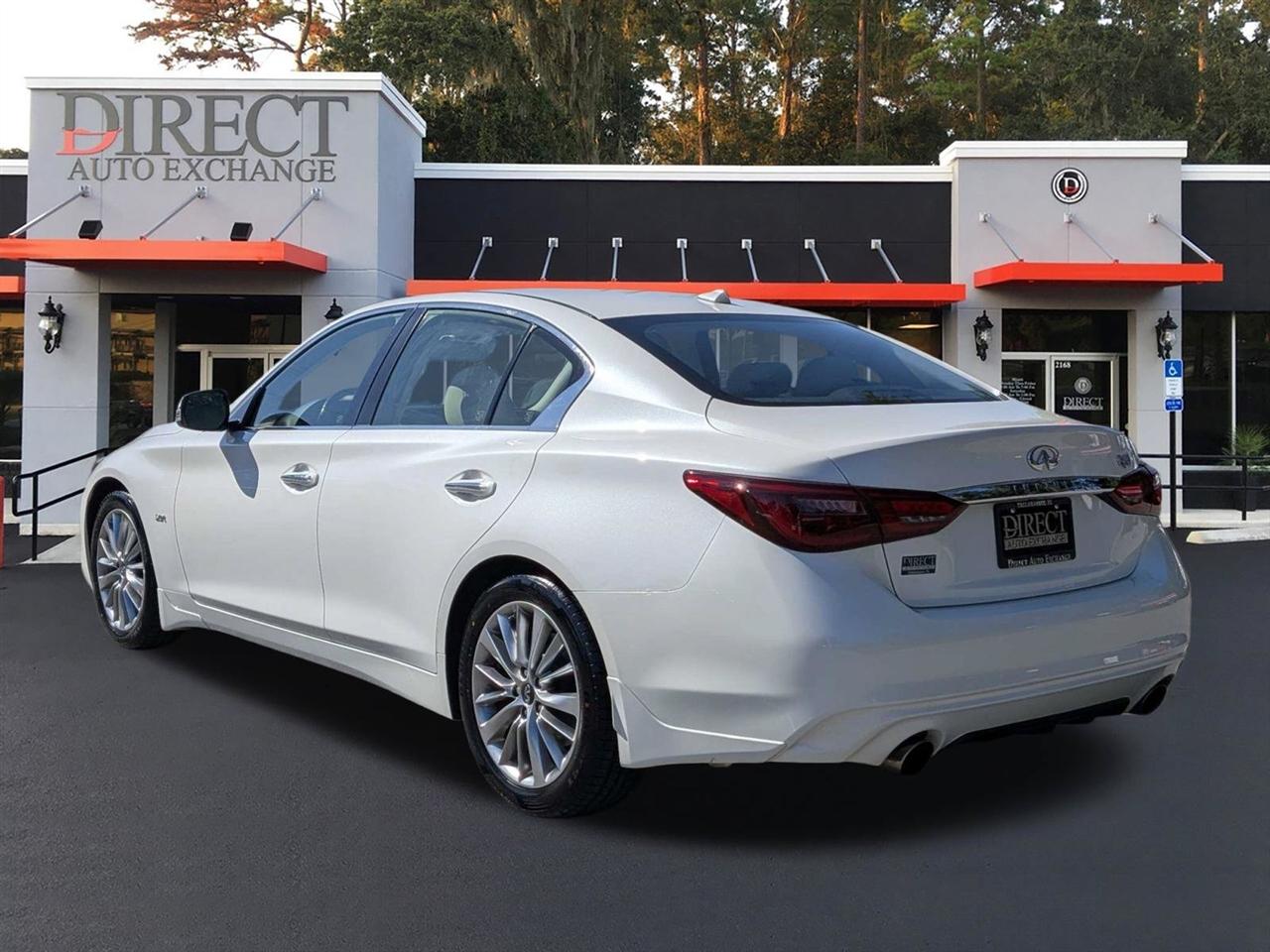 Infiniti Q50 3.0t LUXE 2018