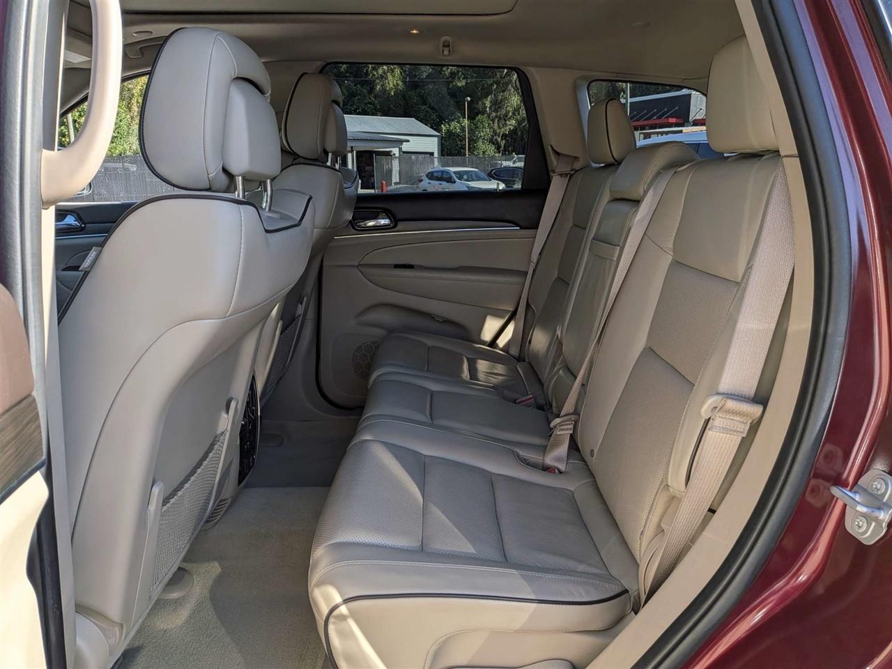Jeep Grand Cherokee Overland 2WD 2019