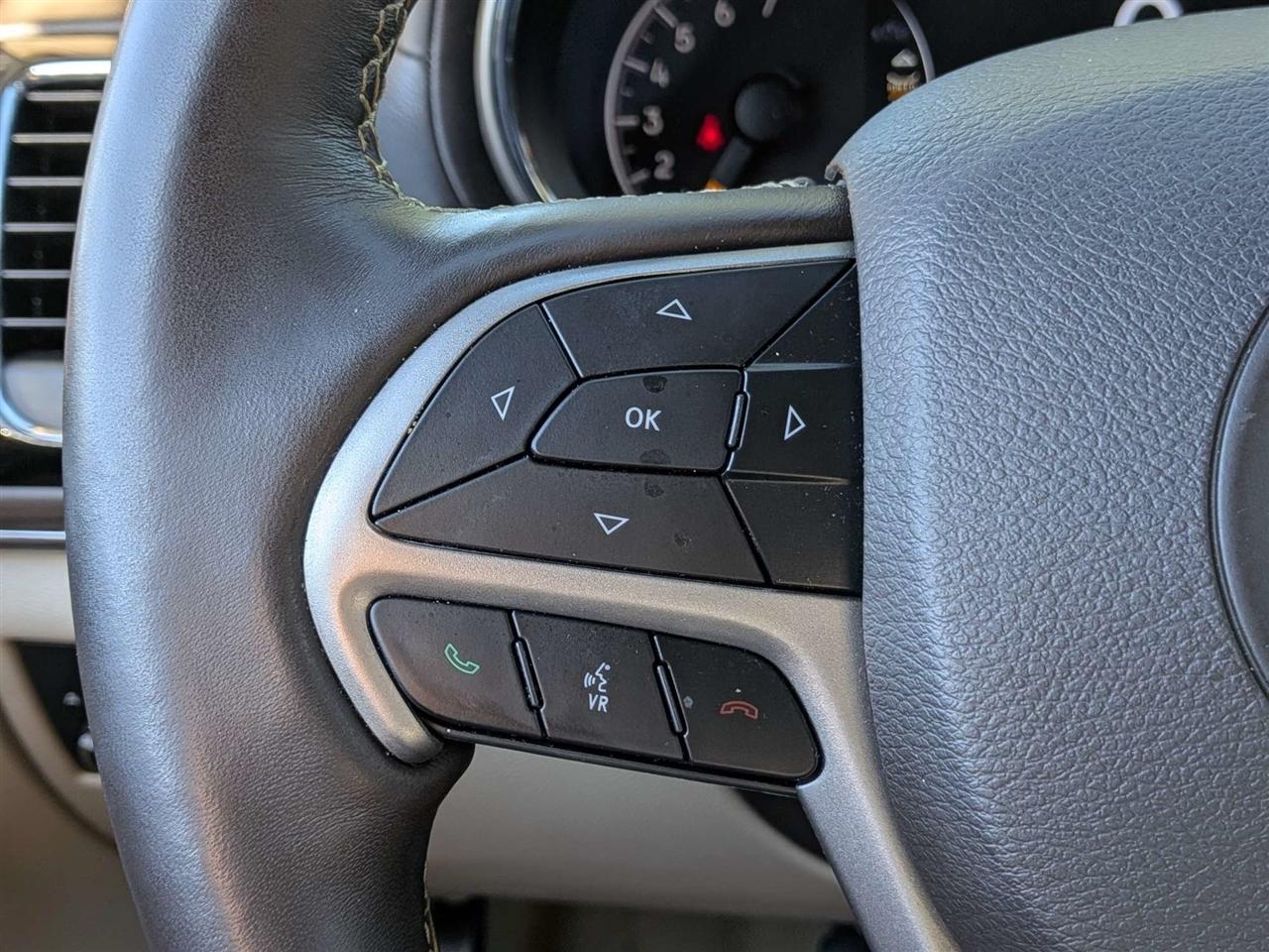 Jeep Grand Cherokee Overland 2WD 2019