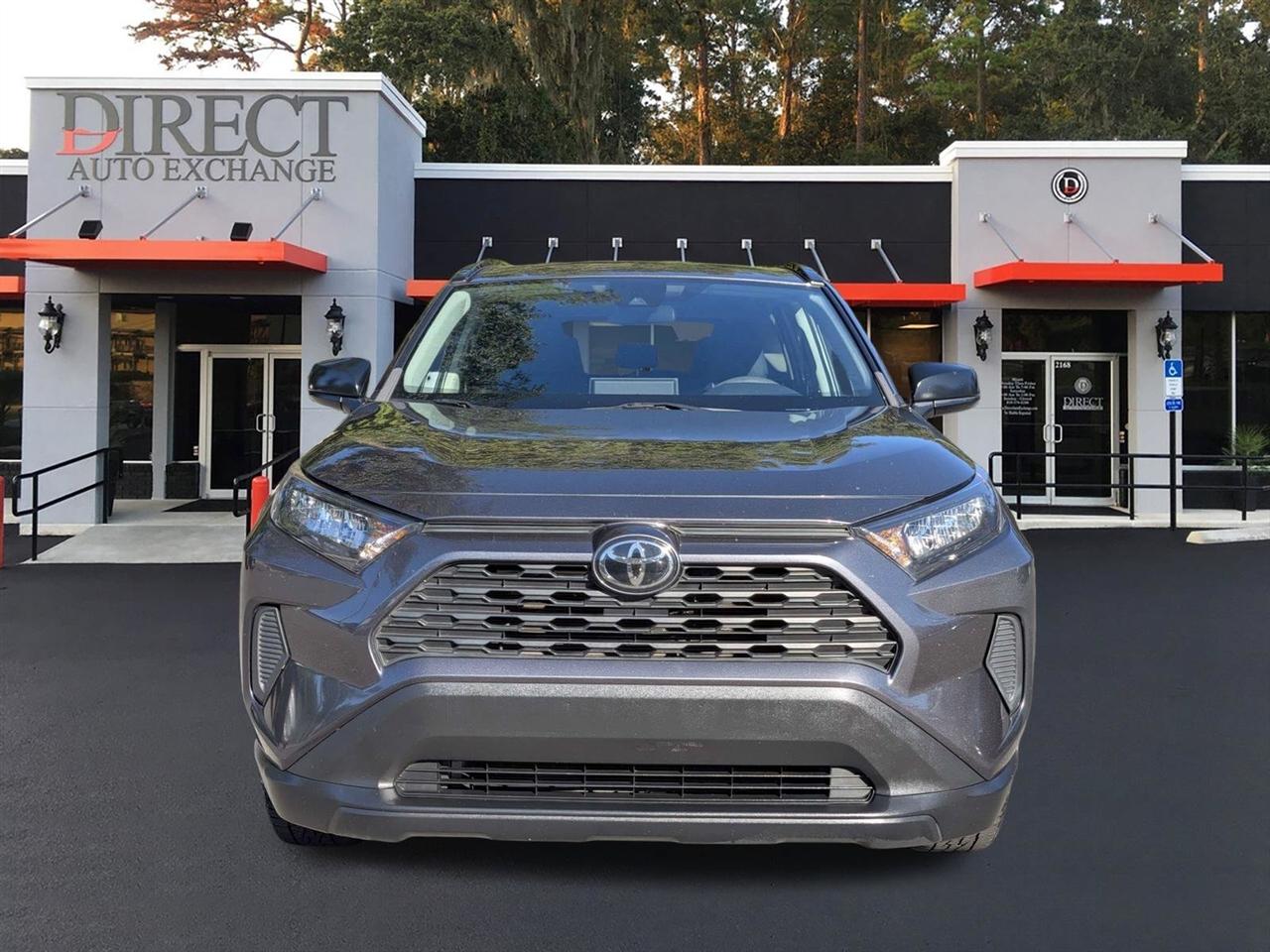 Toyota RAV4 LE 2021