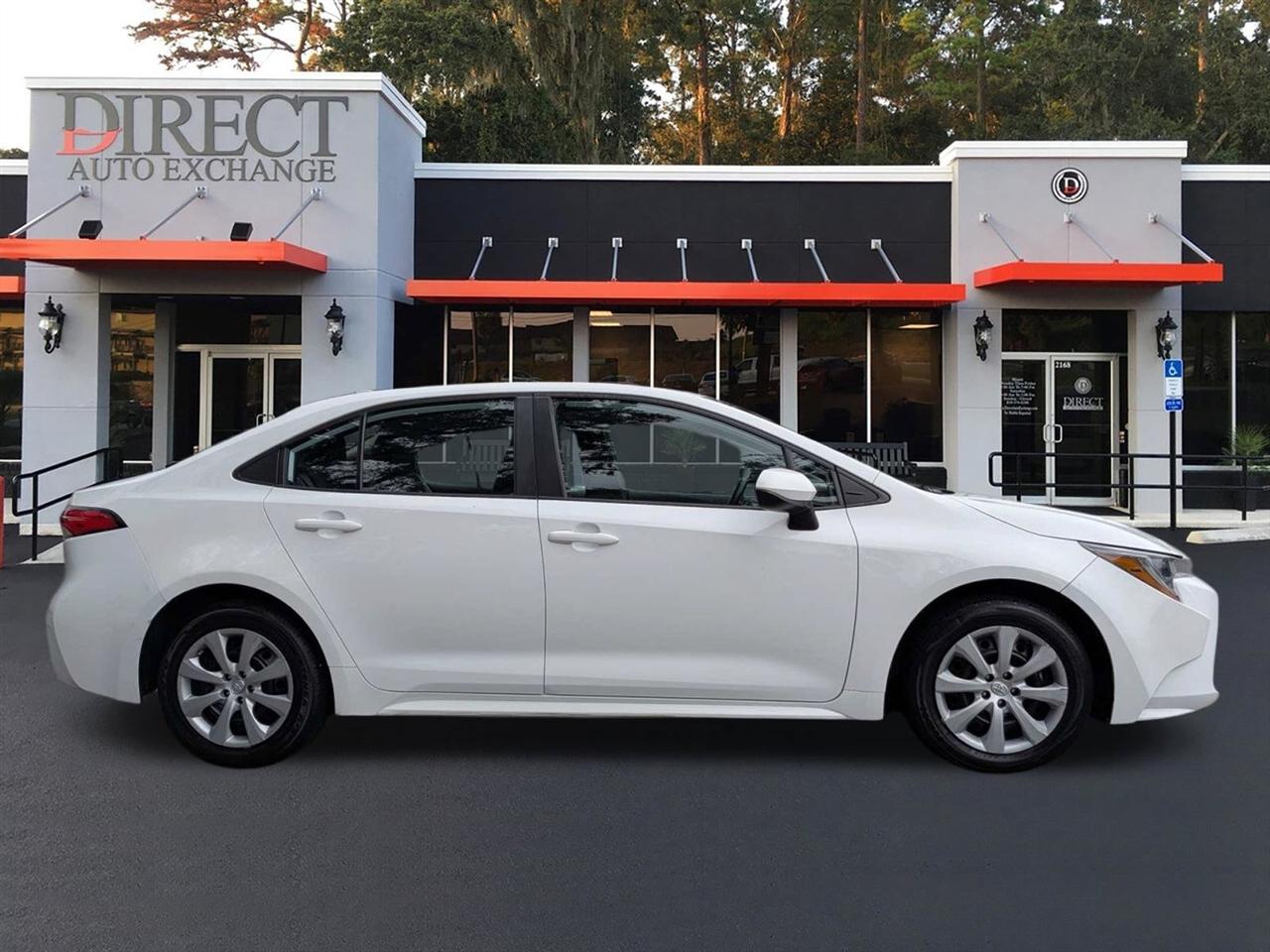 Toyota Corolla LE 2022