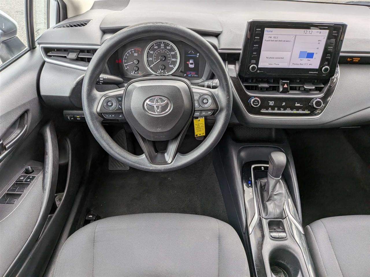 Toyota Corolla LE 2022
