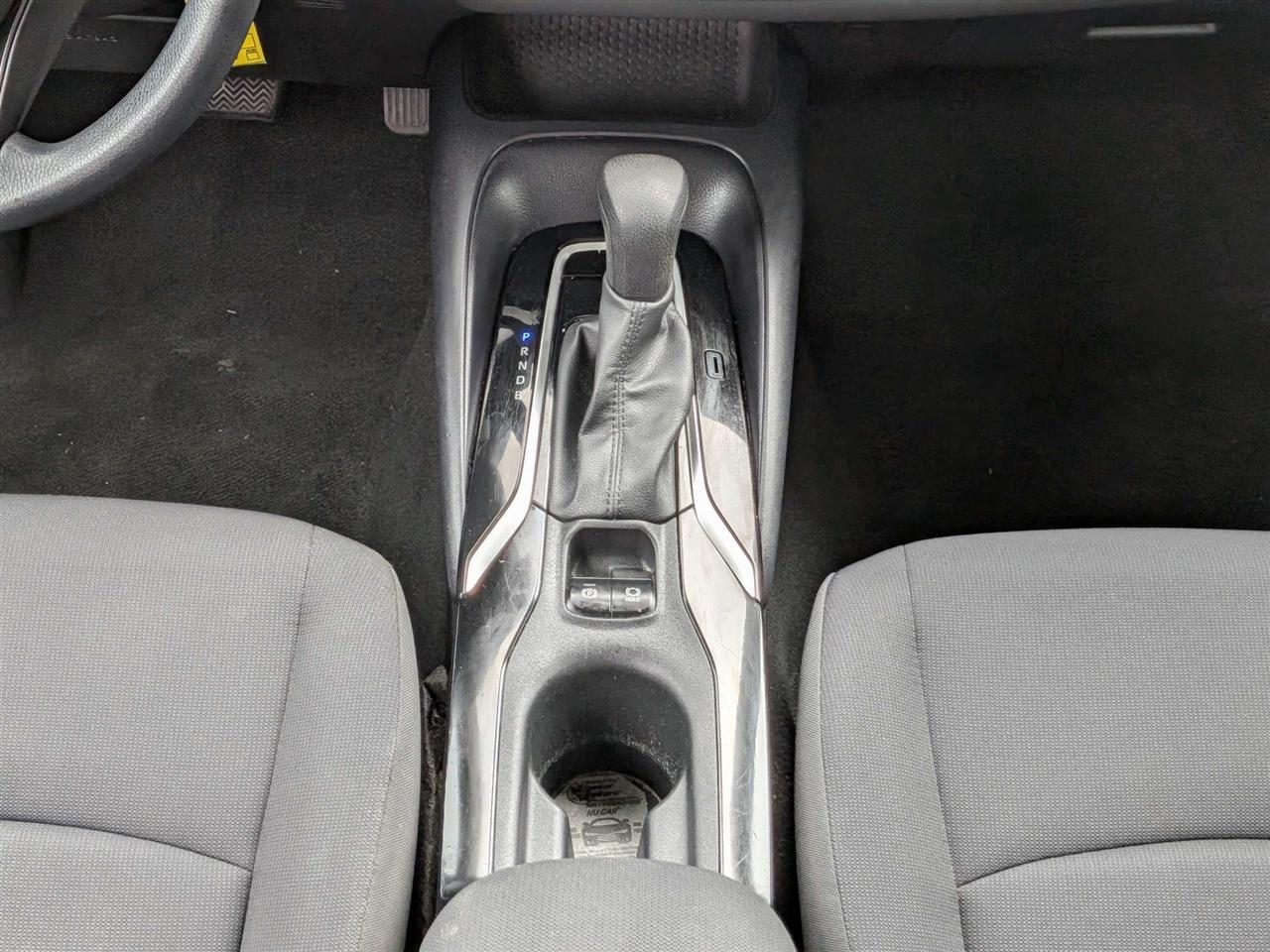 Toyota Corolla LE 2022
