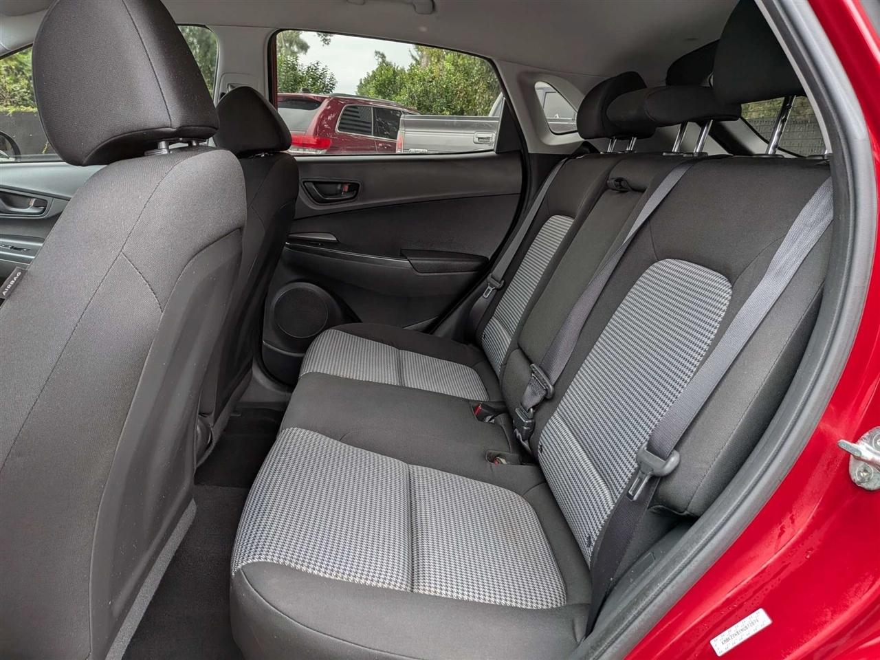Hyundai Kona SE 2022