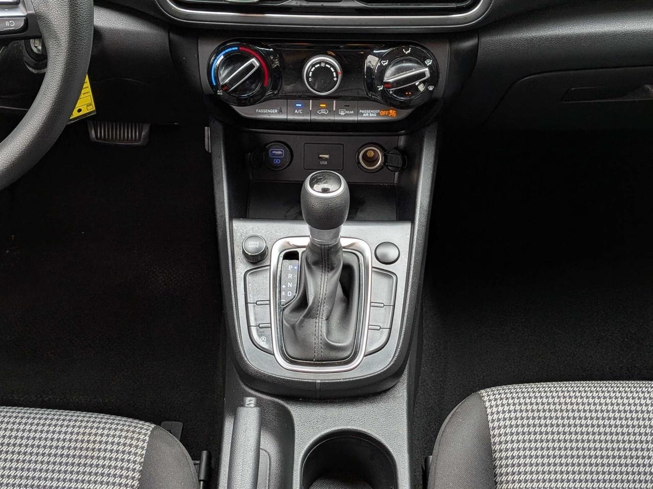 Hyundai Kona SE 2022
