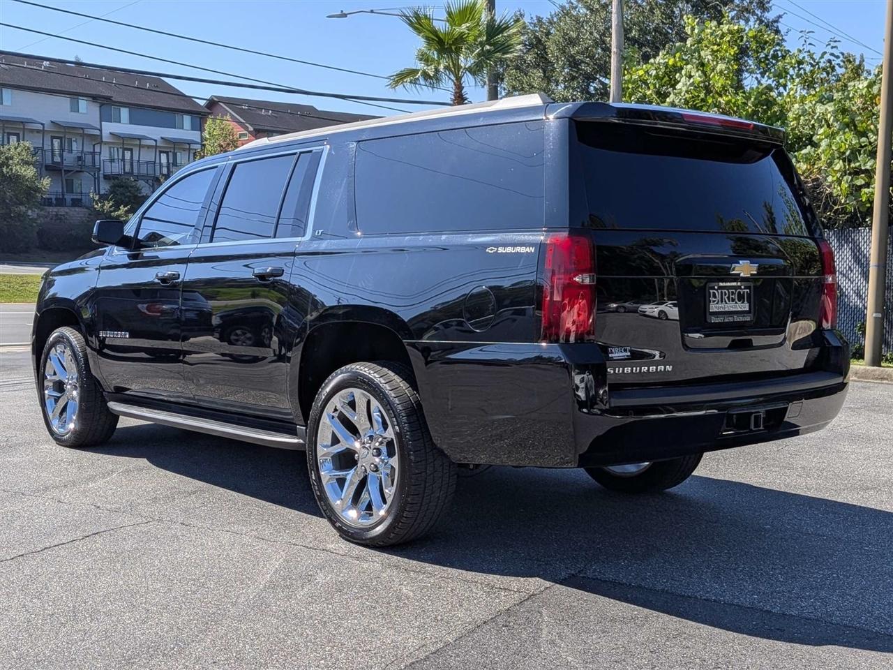 Chevrolet Suburban LT 2WD 2018