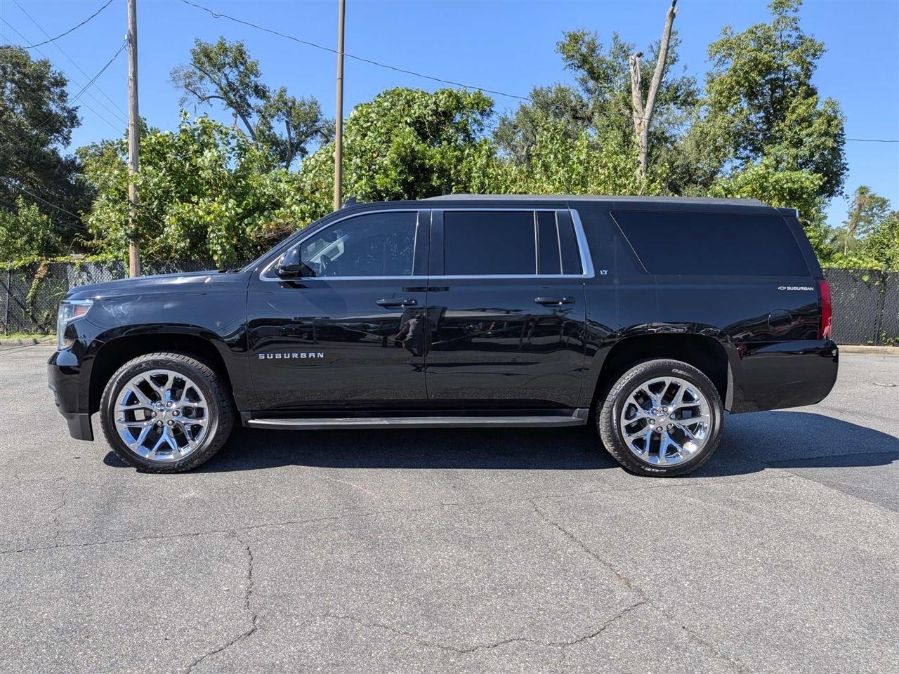 Chevrolet Suburban LT 2WD 2018
