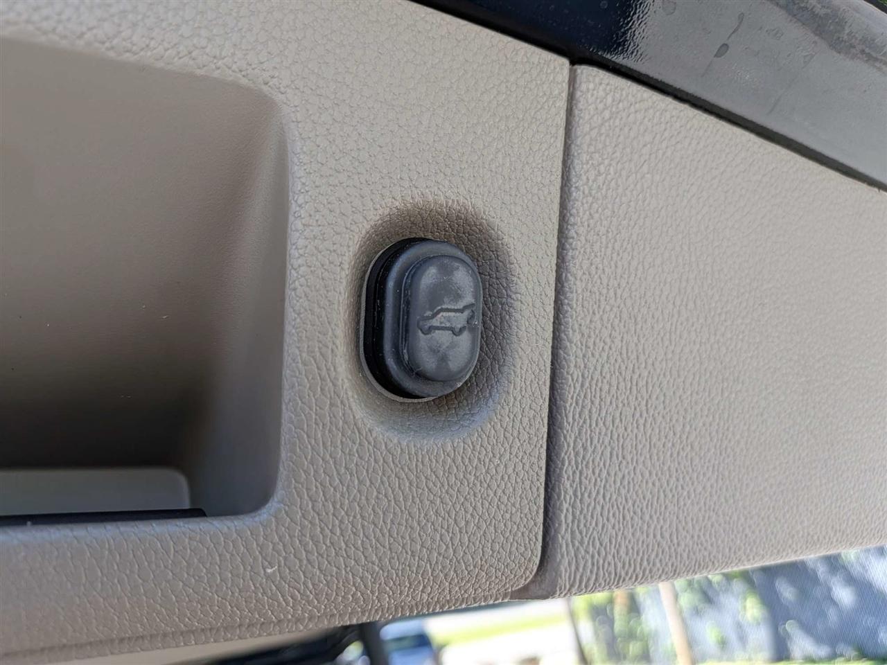 Chevrolet Suburban LT 2WD 2018