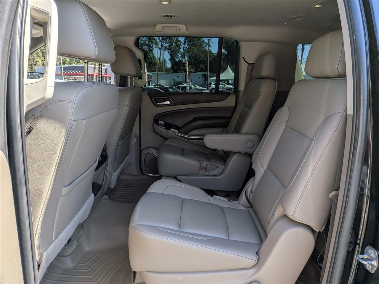 Chevrolet Suburban LT 2WD 2018